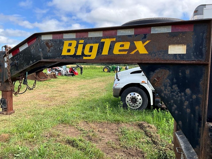 2021-big-tex-25'-gooseneck-image-14