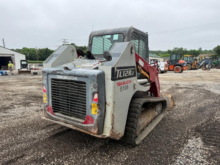 2020-takeuchi-tl12r2-image-4