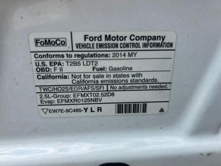 2014-ford-cargo-image-53