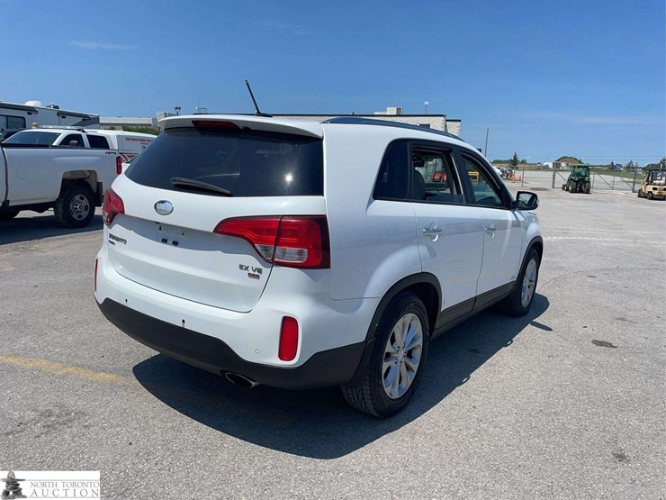2014-kia-sorento-image-5