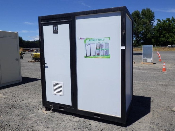 portable-toilet-w/-shower-image-1