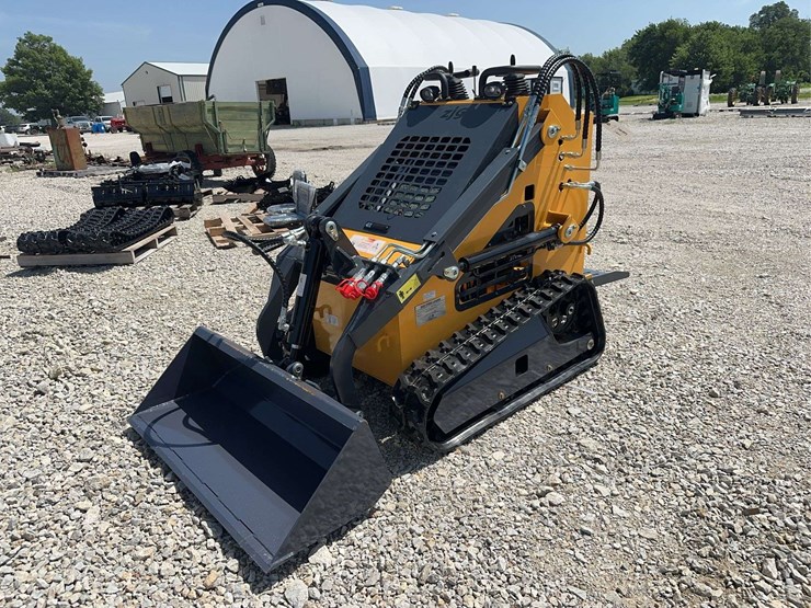 2026-zjg-zj-380-tracked-mini-skid-steer-loader-image-10
