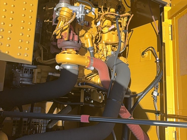 caterpillar-320gc-image-24