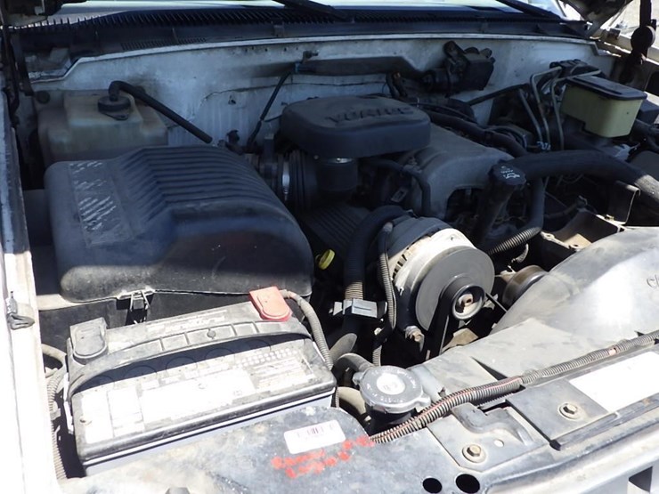 1996-chevrolet-3500-image-25
