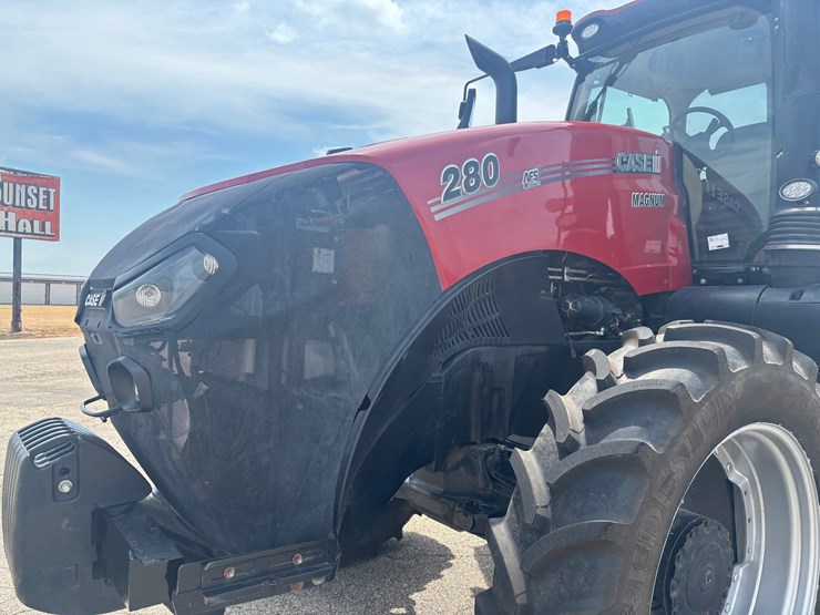 #2244-•-2021-case-magnum-280-tractor-image-7