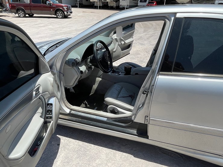#162-•-2005-mercedes-c230-kompressor-(clean-nm-title)-image-55