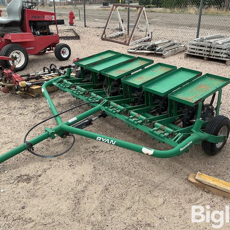 Ryan Renovaire Tow Behind Aerator