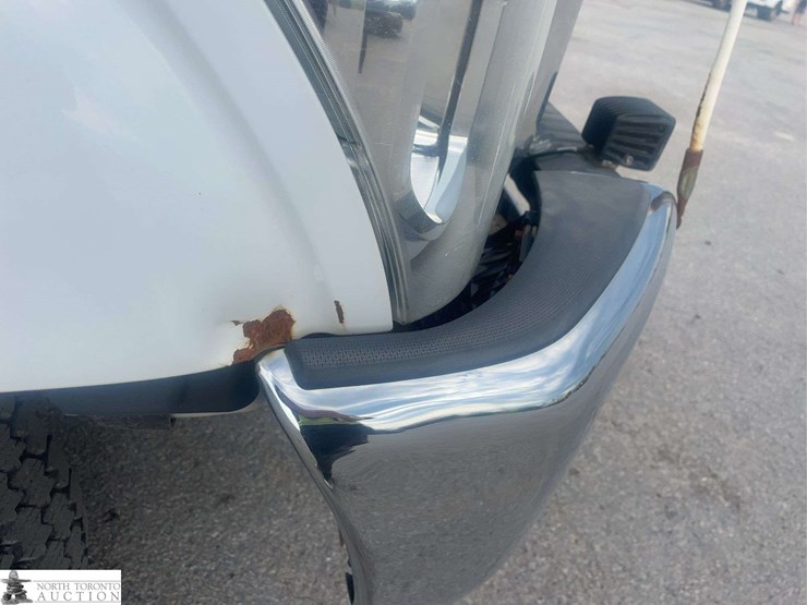 2016-ford-f350-image-26