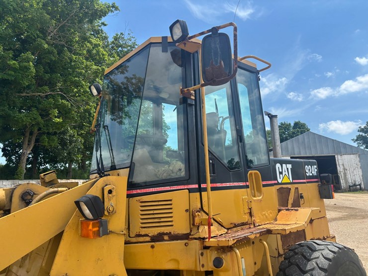 caterpillar-924f-image-8
