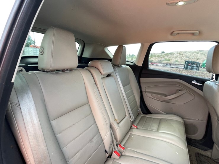 2016-ford-escape-image-95