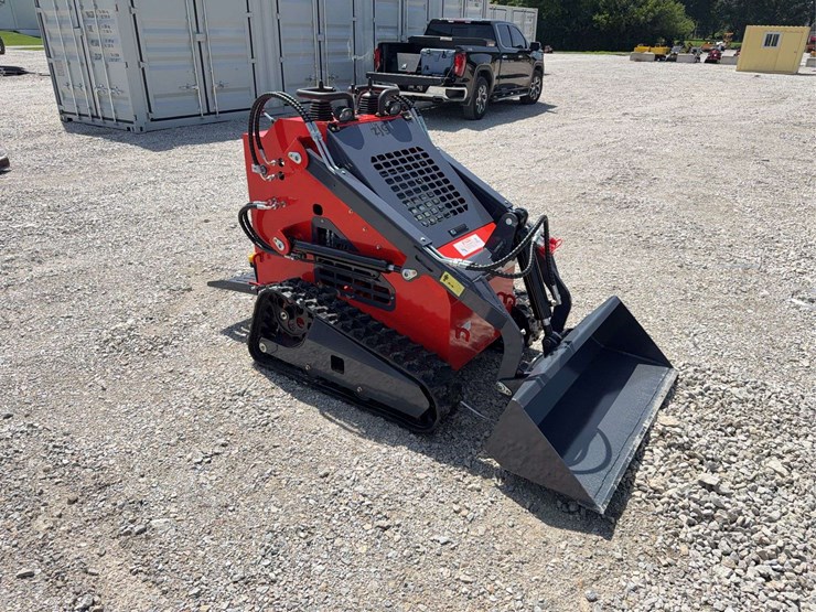 2026-zjg-zj-380-tracked-mini-skid-steer-loader-image-8