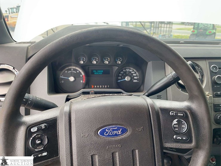 2014-ford-f550-image-10