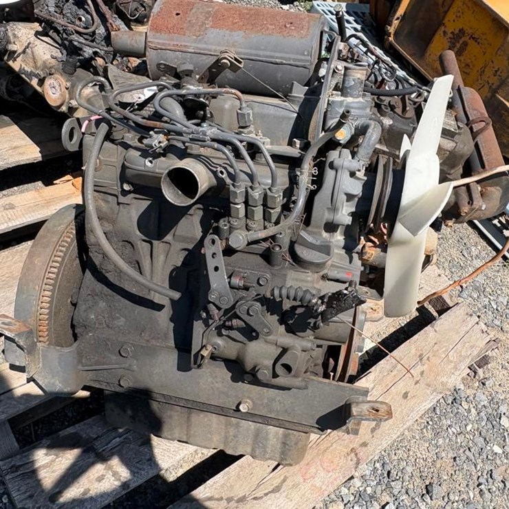 Kubota D1305 3-Cylinder Diesel Engine