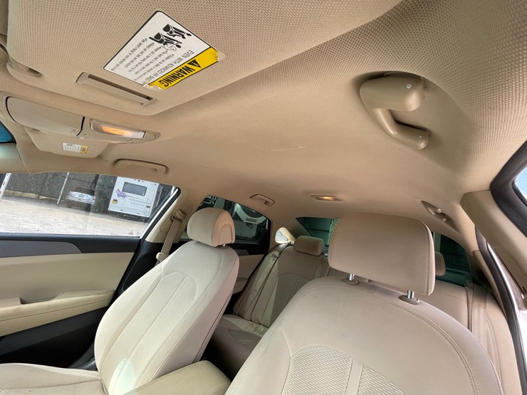 #160-•-2015-hyundai-sonata-(clean-tx-title)-image-45