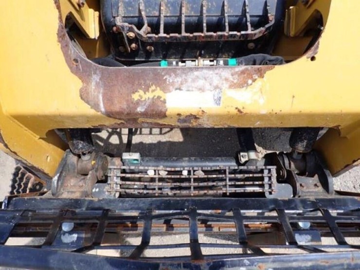 2019-caterpillar-236d-skid-steer-cat0236dlbgz05393-image-24