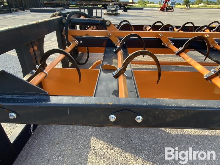 2026-massey-ferguson-730-image-15