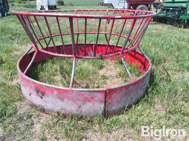 bale-feeder-image-2