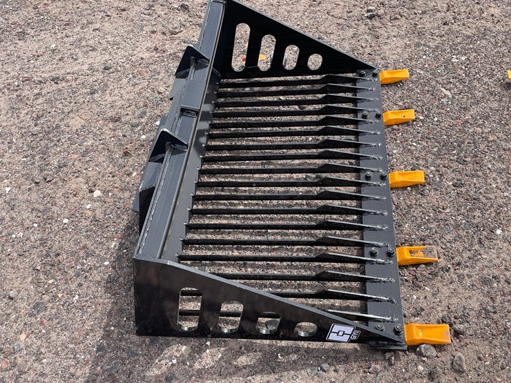 #1313-•-mini-skid-steer-rock-bucket-image-1