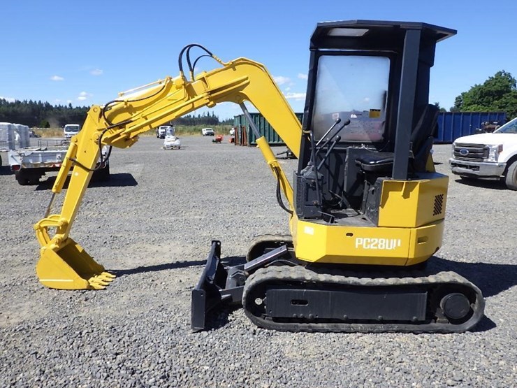 komatsu-pc28uu-image-8