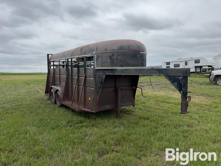 1980-s&s-5x16-t/a-livestock-trailer-image-3