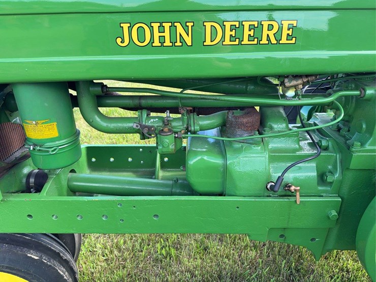 john-deere-model-b-image-14