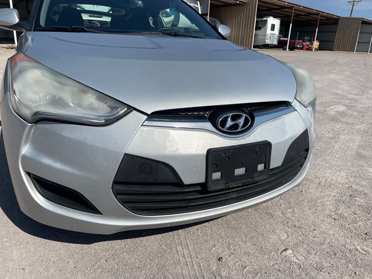 #154-•-2013-hyundai-veloster-(nm-title-in-delay)-image-15