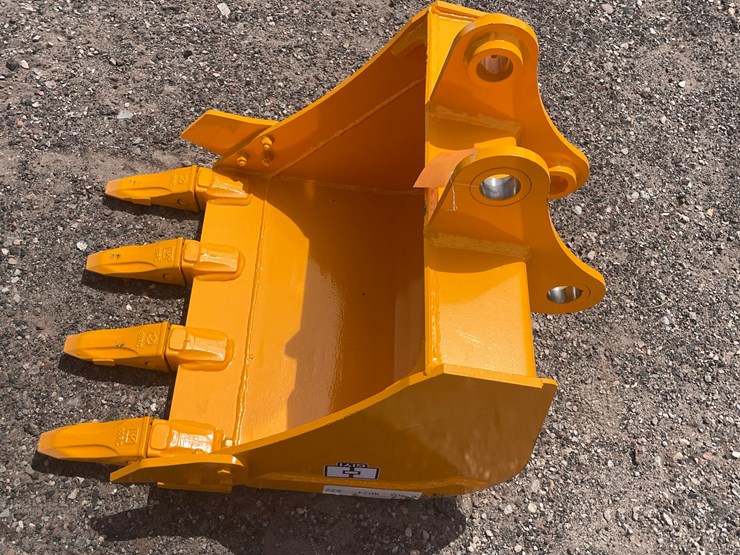 2026-caterpillar-305-image-6
