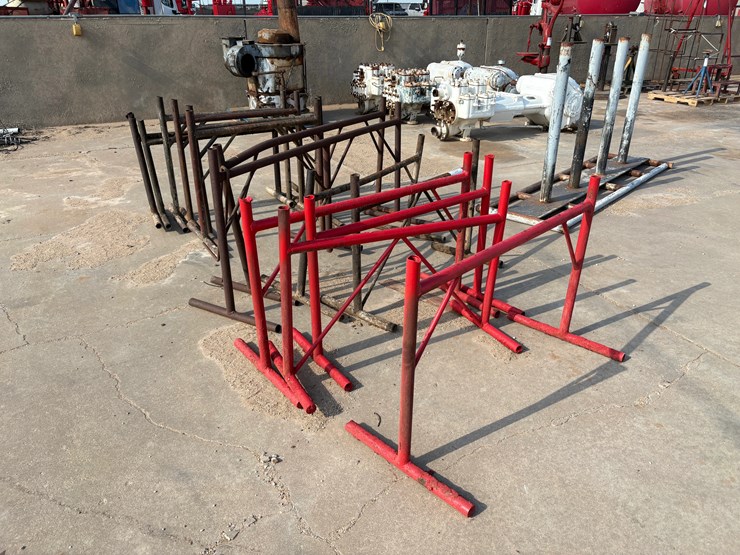 (7-sets)-t-shaped-sucker-rod-racks-image-1