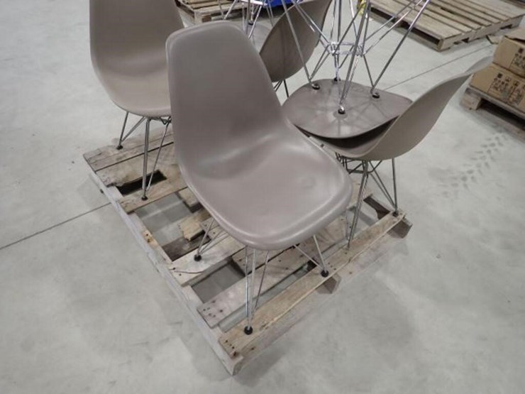 qty-of-(6)-chairs-image-3