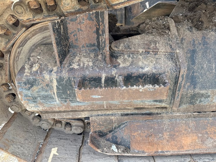 2014-caterpillar-501-image-89