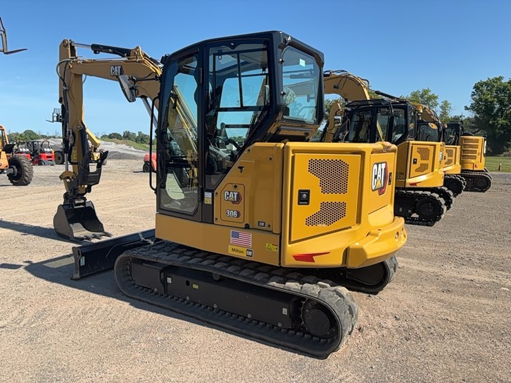 2020-caterpillar-306-cr-image-4
