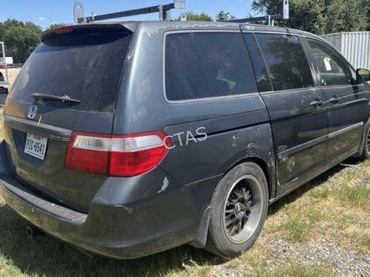 2006-honda-odyssey-image-6