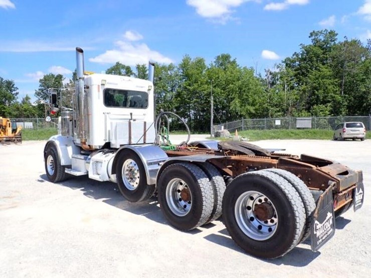 2013-peterbilt-367-image-7