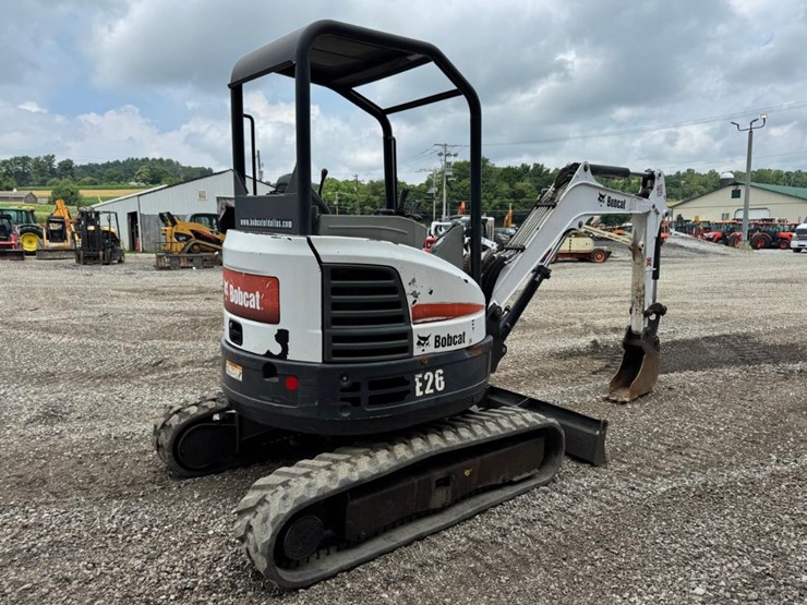 2016-bobcat-e26-image-6