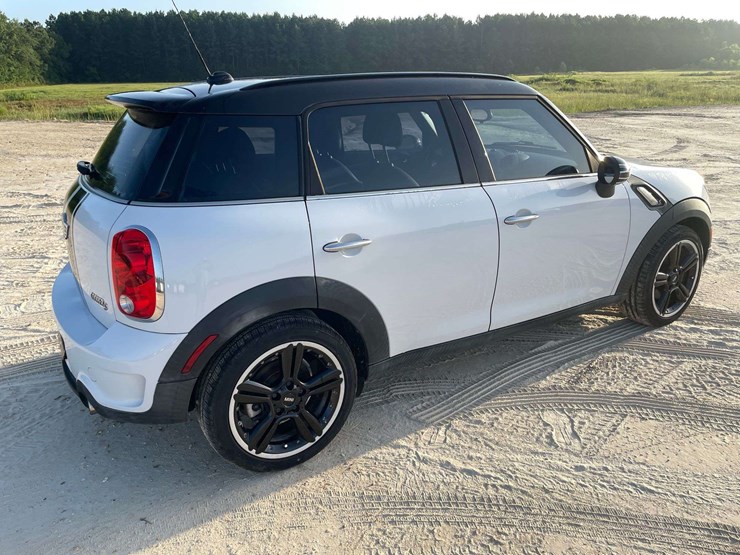2012-mini-cooper-4-door-sedan-(101,038-miles)-image-3
