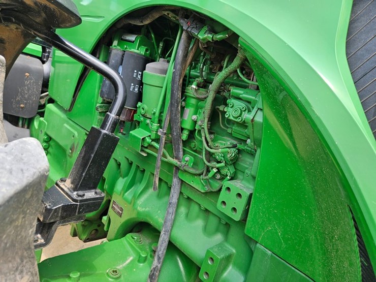 john-deere-8285r-image-14