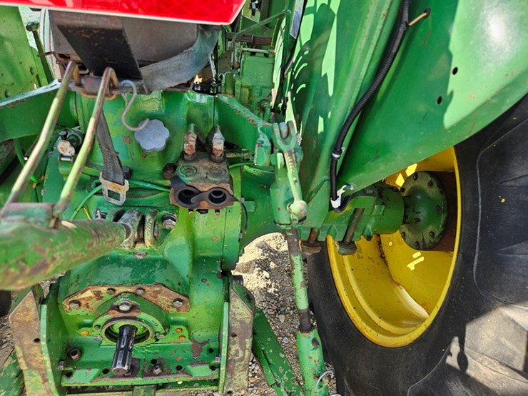 john-deere-1530-image-17