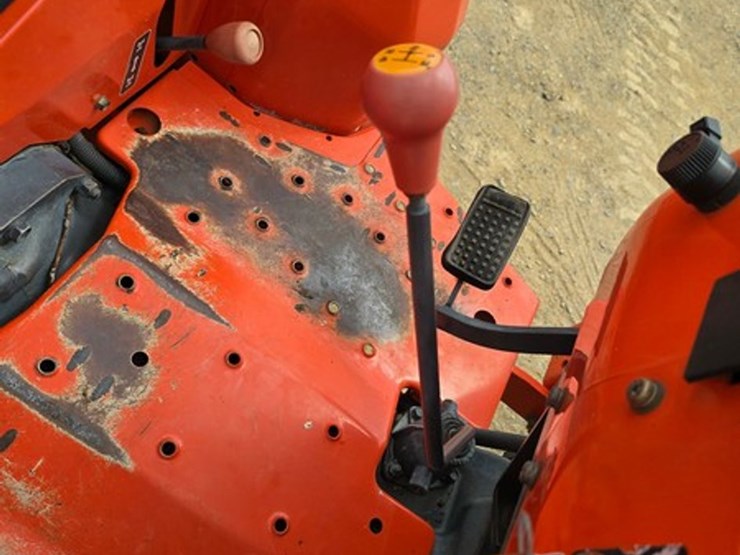 kubota-l4400-image-21