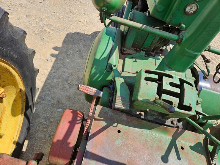 1950-john-deere-model-a-image-19