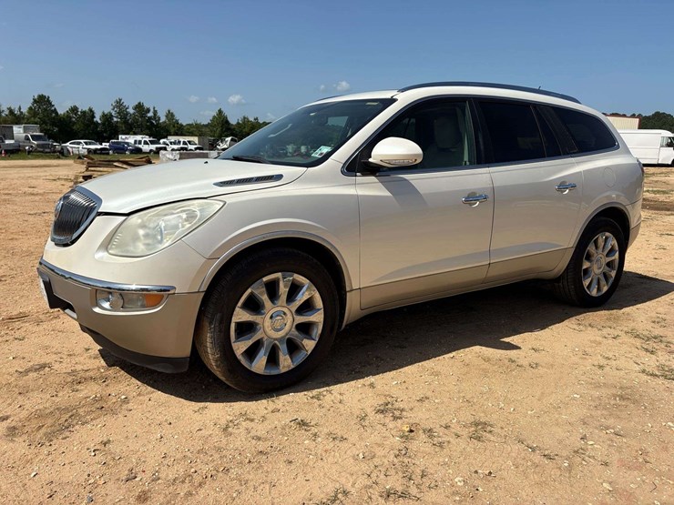 2012-buick-enclave-image-1
