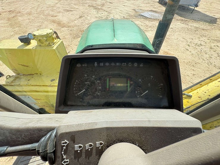 john-deere-6330-image-17