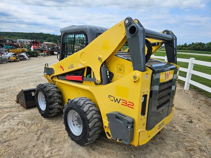 2020-wacker-neuson-sw32-image-3