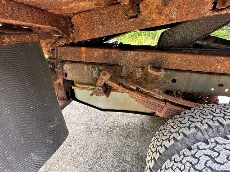 2012-ford-f350-image-32
