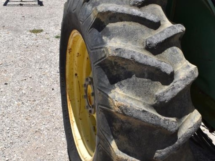 jd-1650-tractor-w/-jd-loader-(serial-#-ch1650a001871)-(showing-appx-2,518-h-image-6