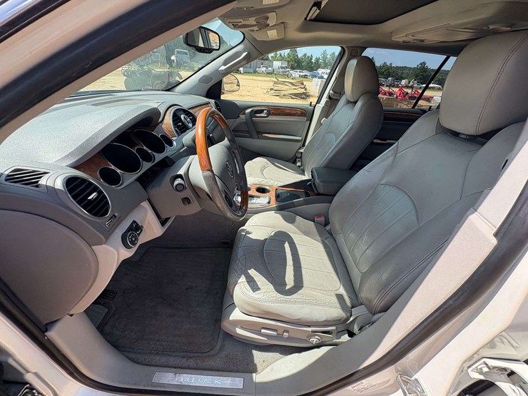 2012-buick-enclave-image-12