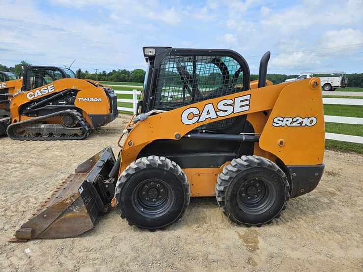 2020-case-sr210-image-2