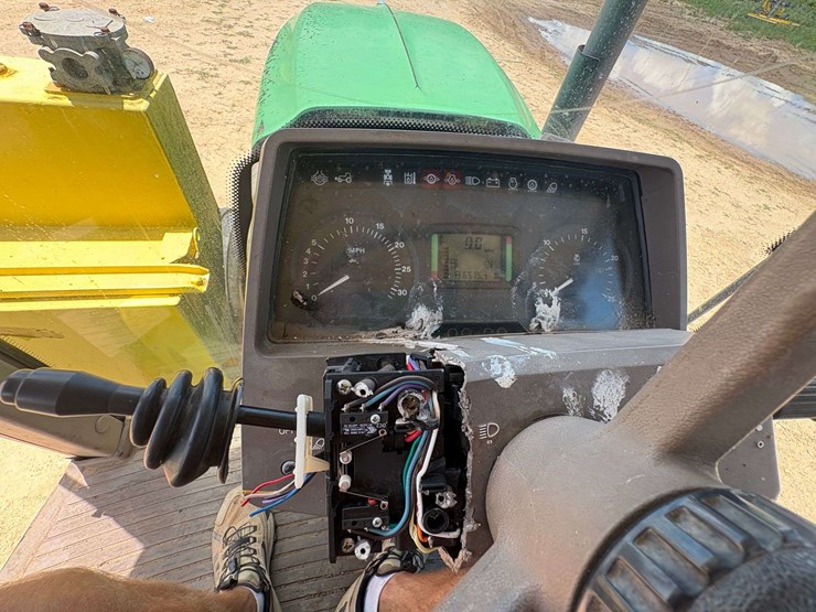 john-deere-6330-image-15