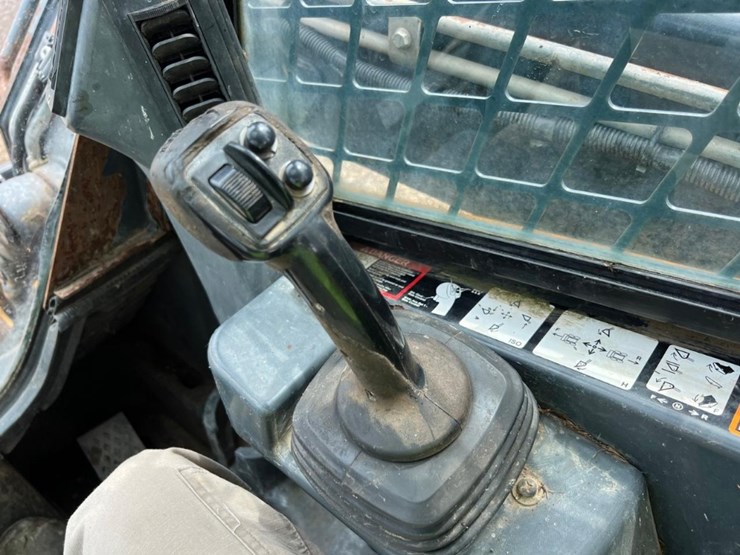 deere-318e-image-20