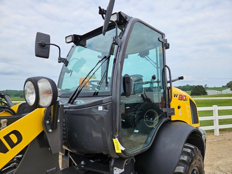 new-holland-w80c-image-20