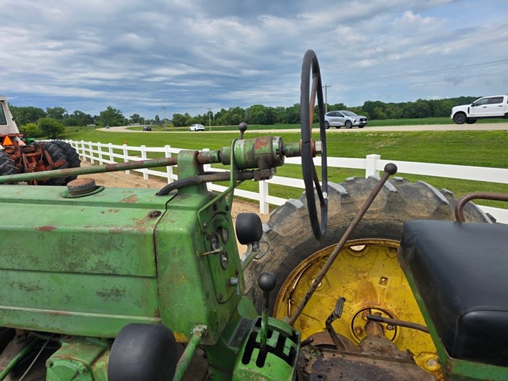 john-deere-60-image-24